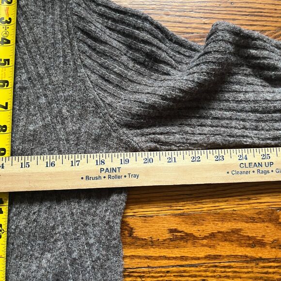 Abercrombie & Fitch Women's Small S Ribbed Knit Long Cardigan Dress Gray - Picture 4 of 8